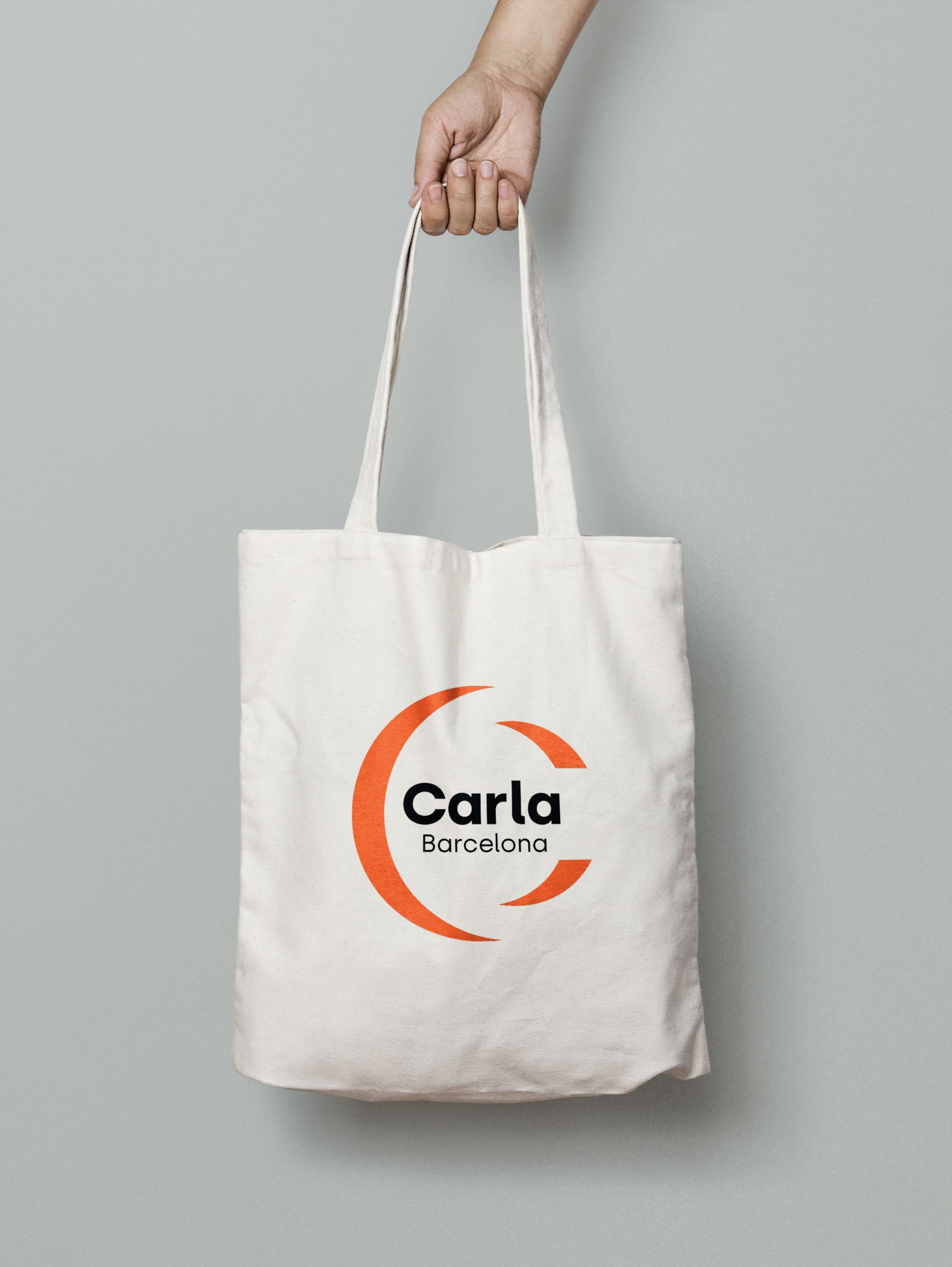 Carla-tote-bag-Barcelona-Daniel-Cavalcanti.jpeg